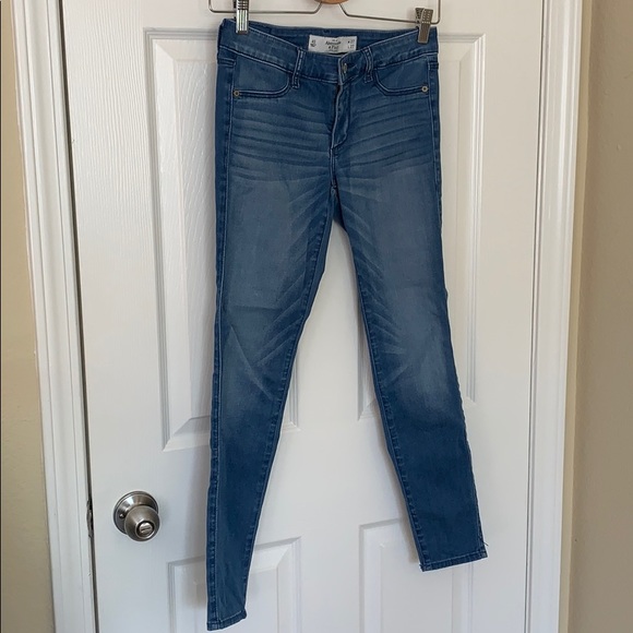 A&F Jegging Size: W27 L27 Used - Picture 2 of 6